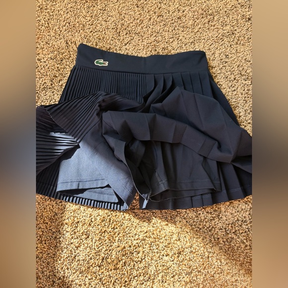 Lacoste Women's Navy Pleated Shorts - Picture 3 of 9